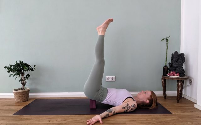 Yin Yoga Haltung Seegras